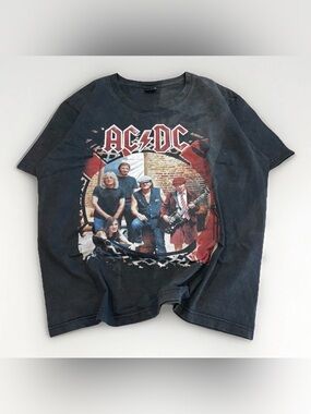 ACDC T-shirt Sun Faded Naturally Distressed Rock Tee Size XL 80s Band Tee
